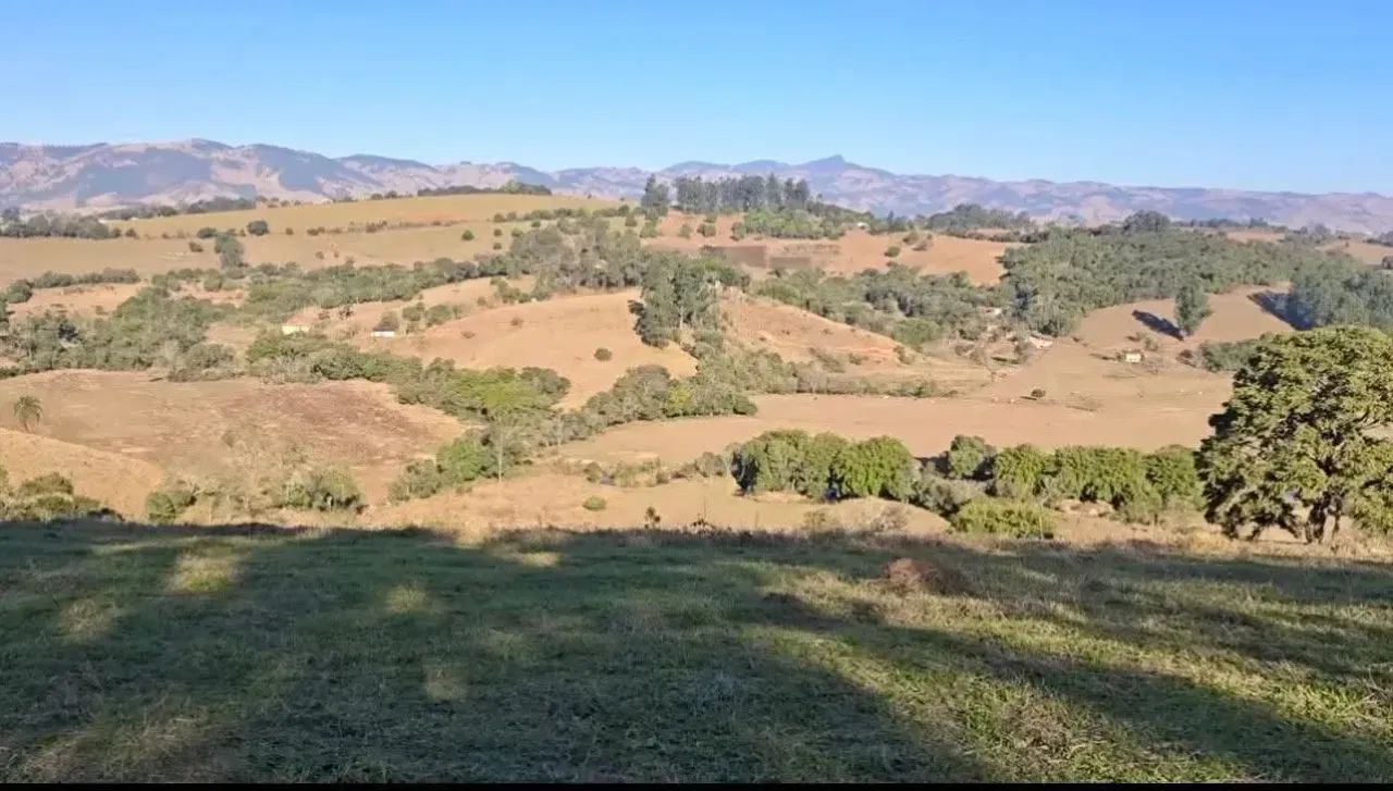 Terreno vista da serra