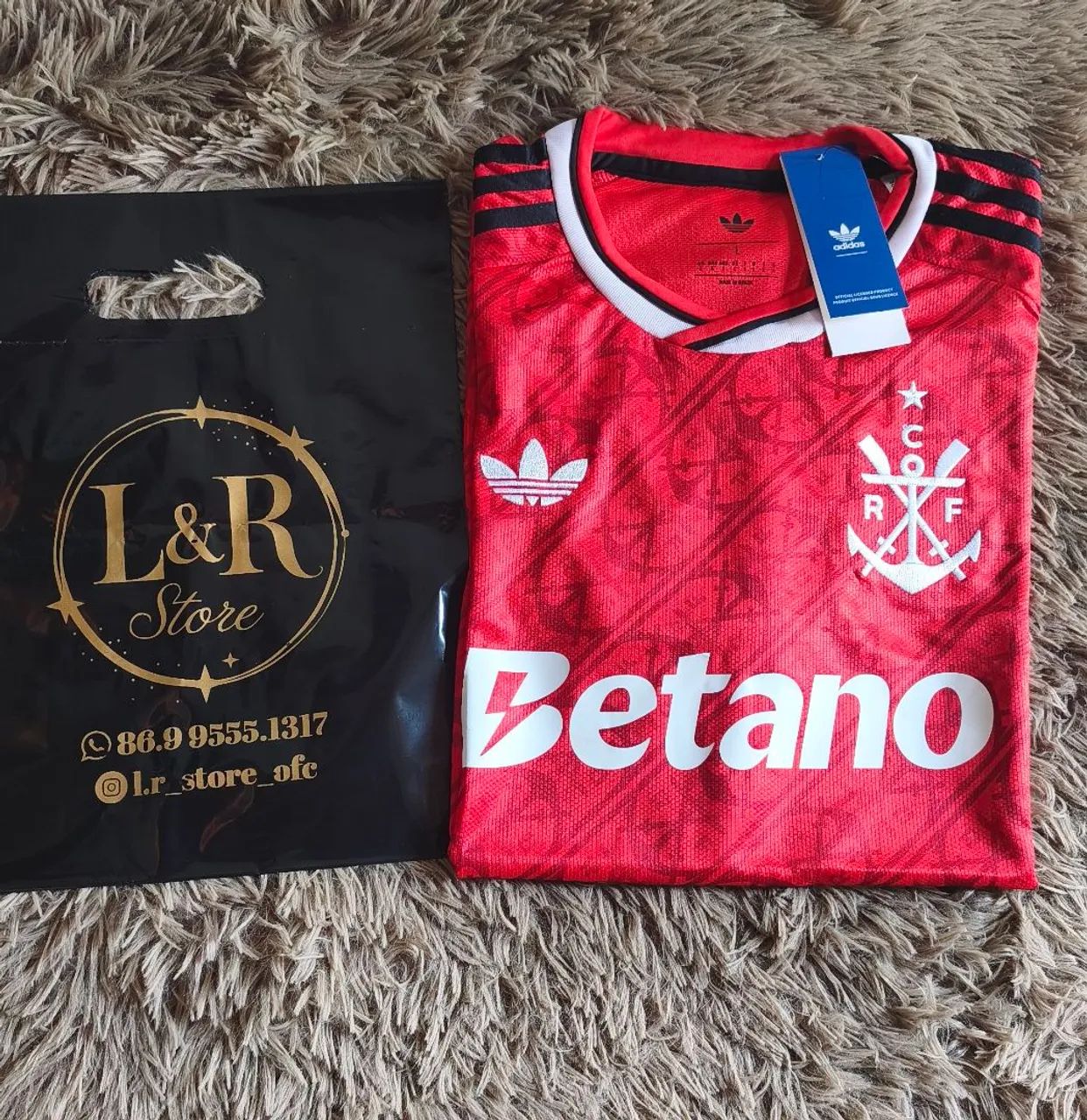 Camisa nova de loja 