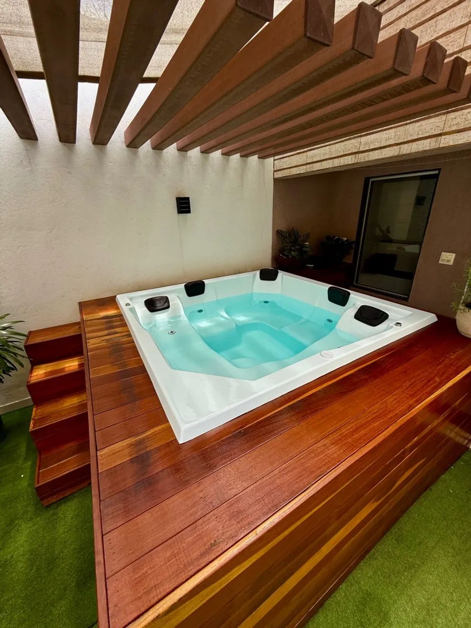 Hidromassagem de 5 lugares com deck  - Foto 3