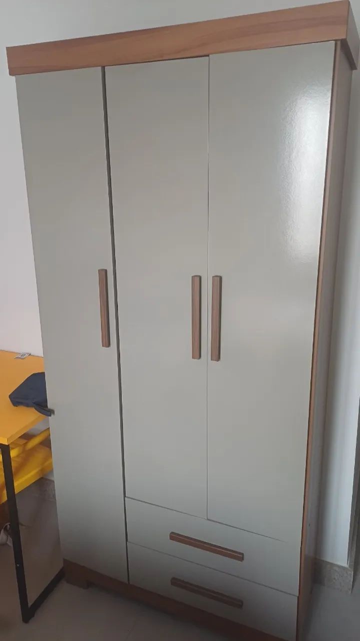 Guarda roupa