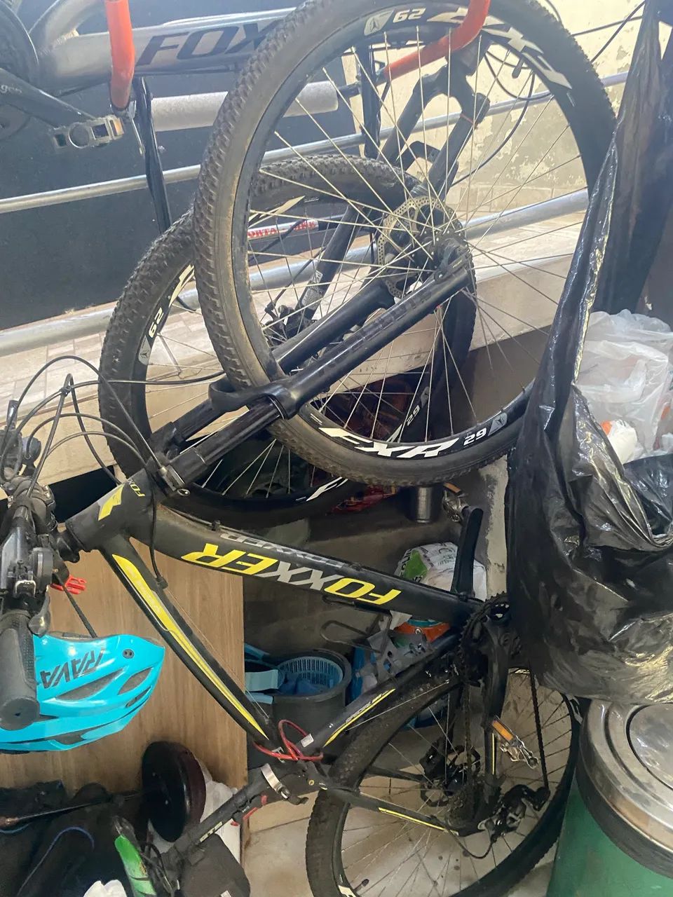 Bicicleta trilha disponível 