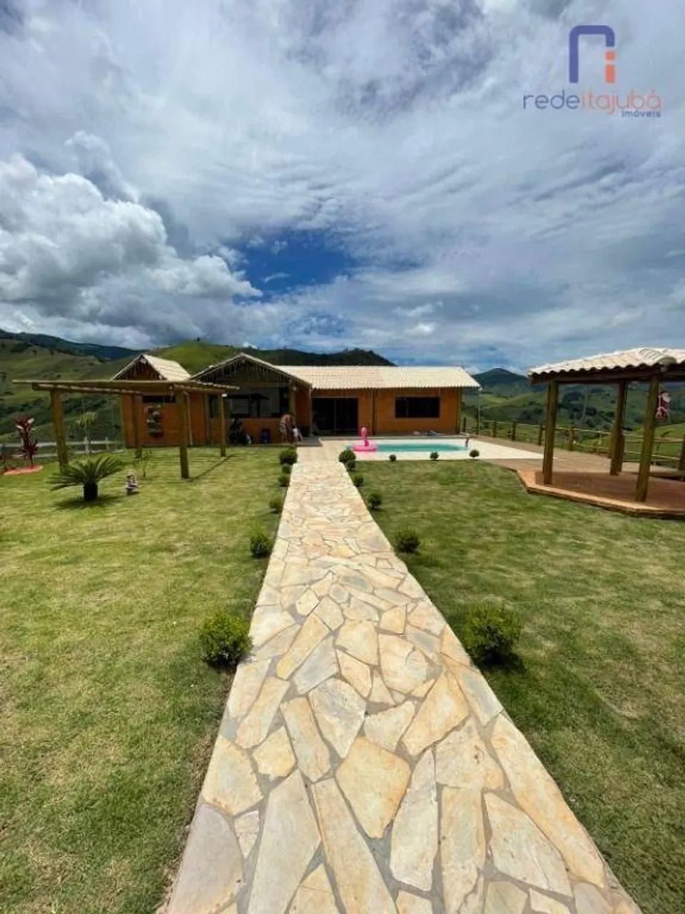 Lindo Sítio com 15.500 m², localizado em Delfim Moreira, Sul de Minas Gerais 