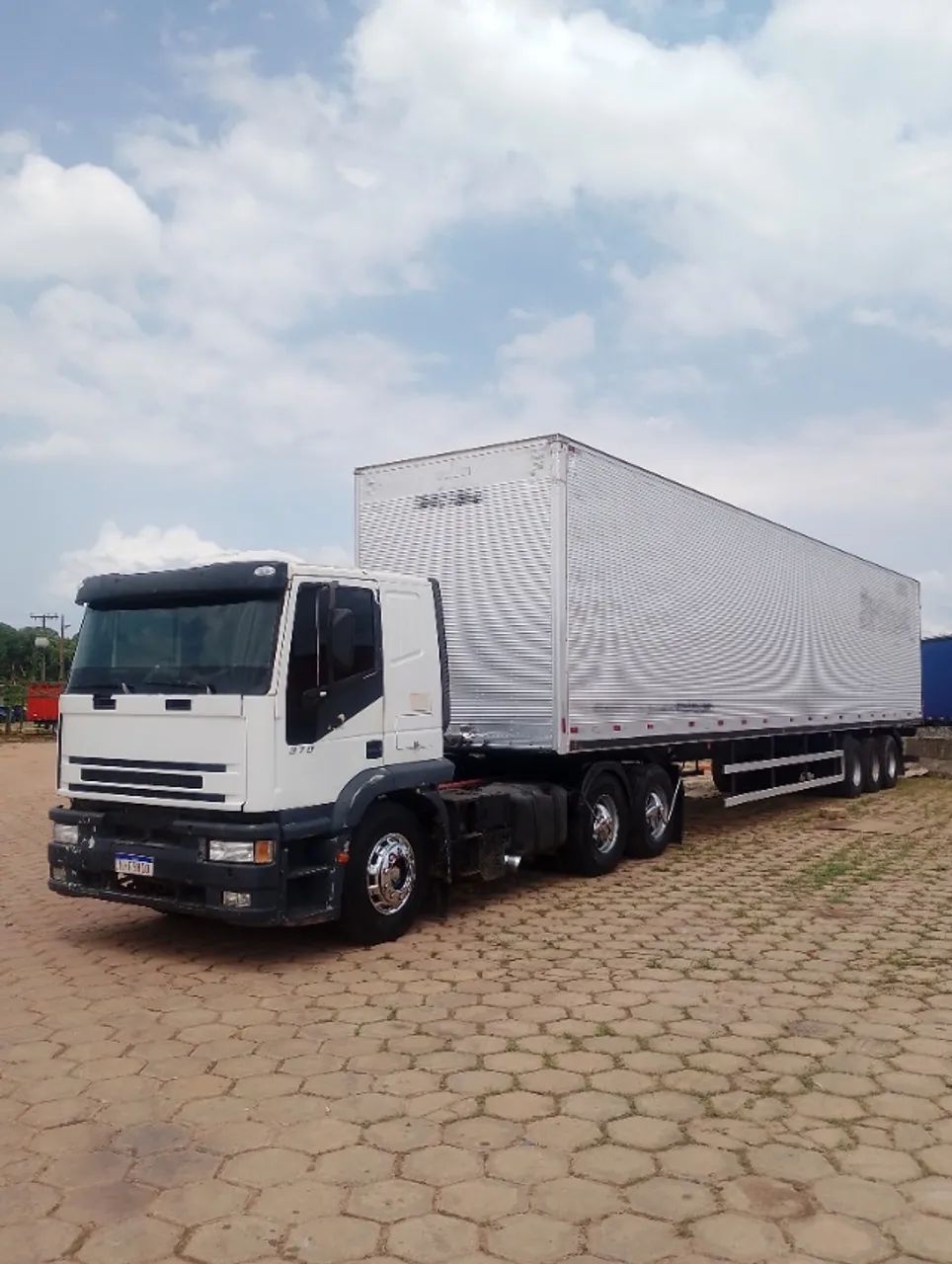 Iveco euroteck 370 - Foto 3