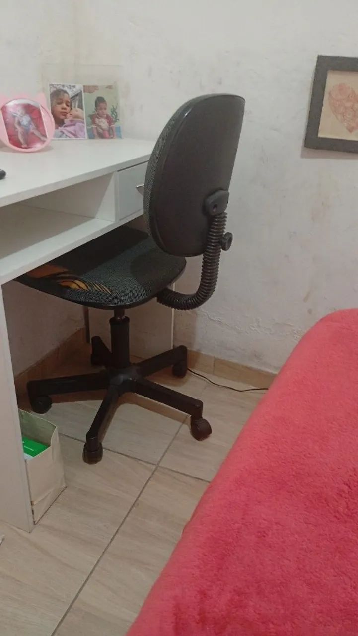Escrivaninha+ brindes  - Foto 4