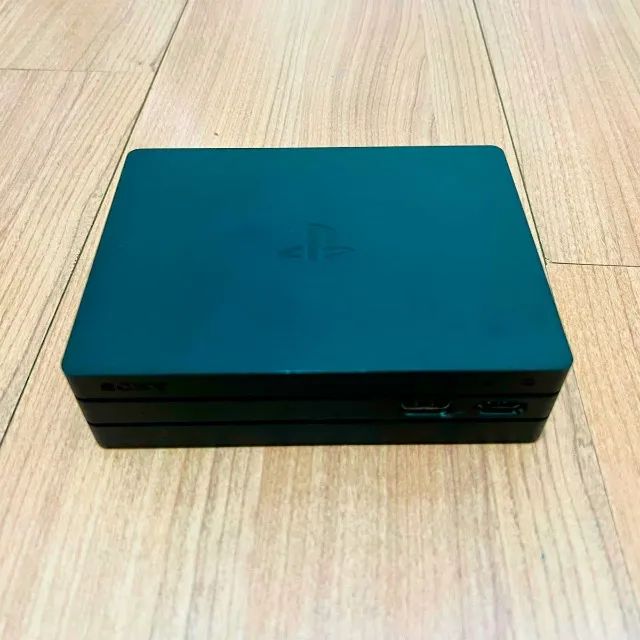 PlayStation VR PS4 Completo (CUH-ZVR2) + Câmera + 2 Moves + 4