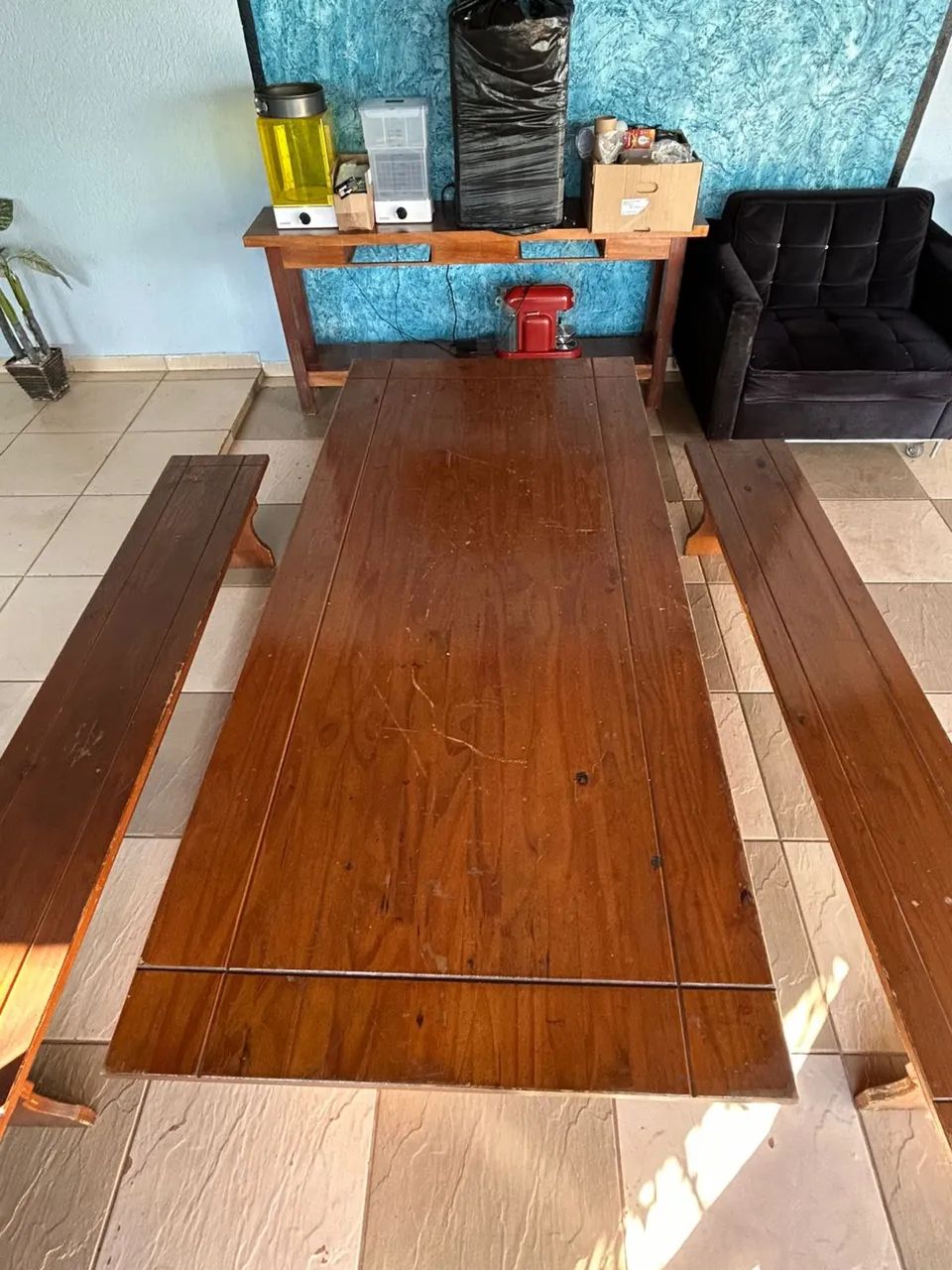 Mesa e bancos - Foto 3