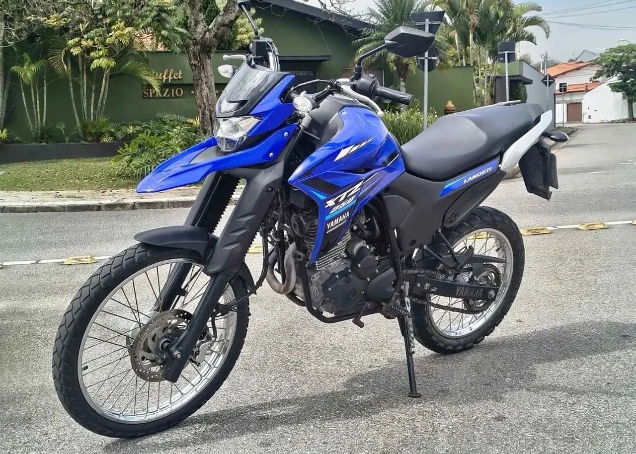 Vendo Moto Yamaha XTZ 2024