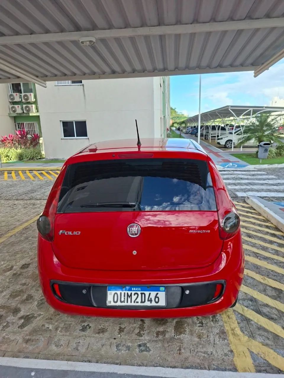 Fiat Palio Attractive 1.0 EVO Fire Flex 8V 5P 2014 - Foto 2