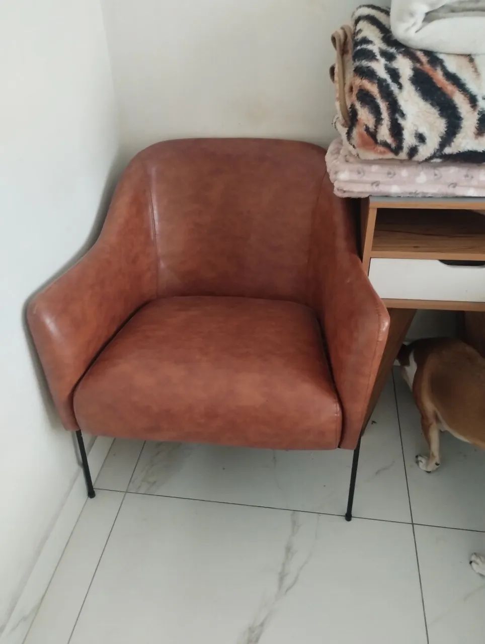 Poltrona em courino - Foto 2