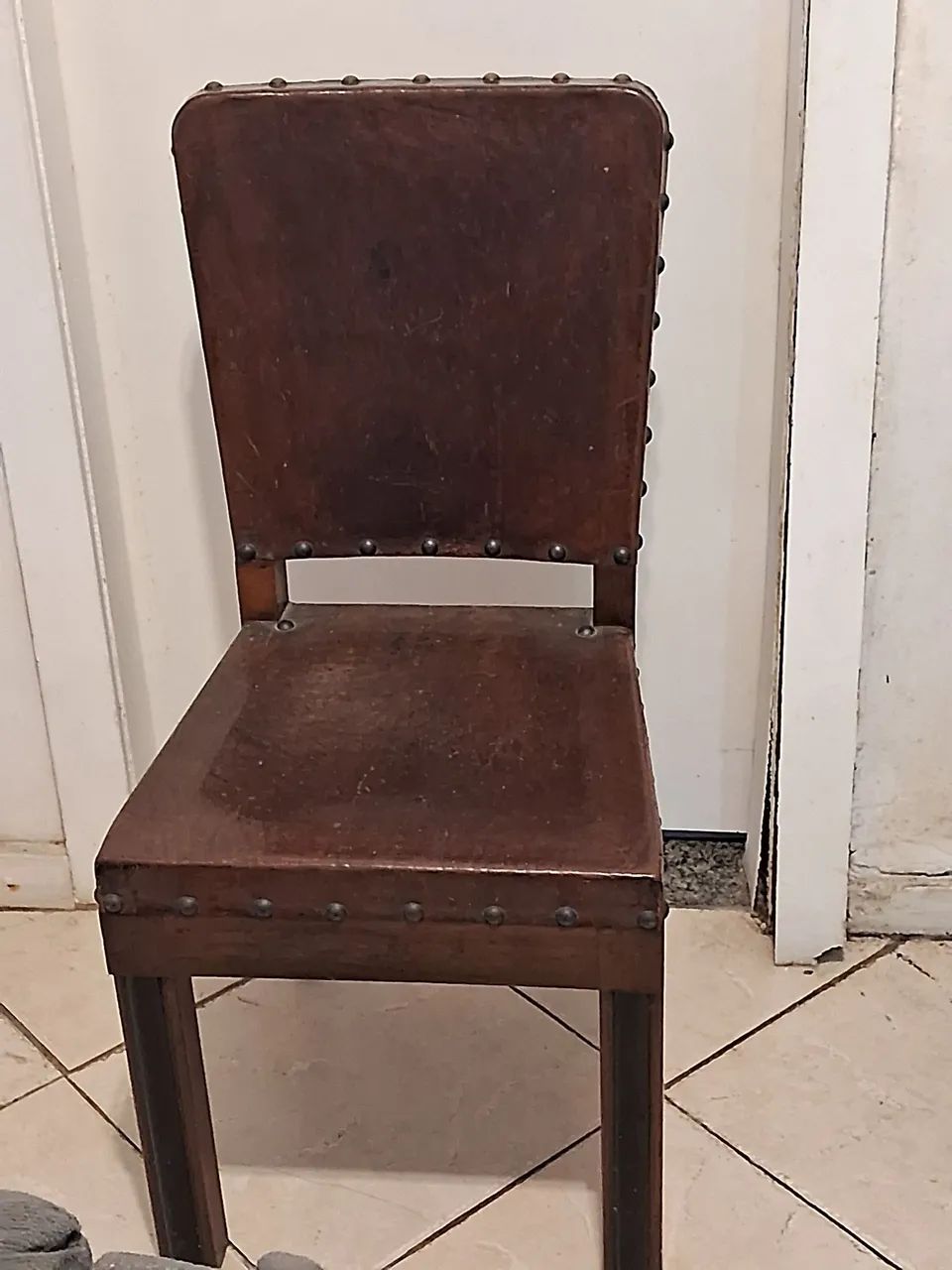 Cadeira de couro legítimo Pernambuco engenho 