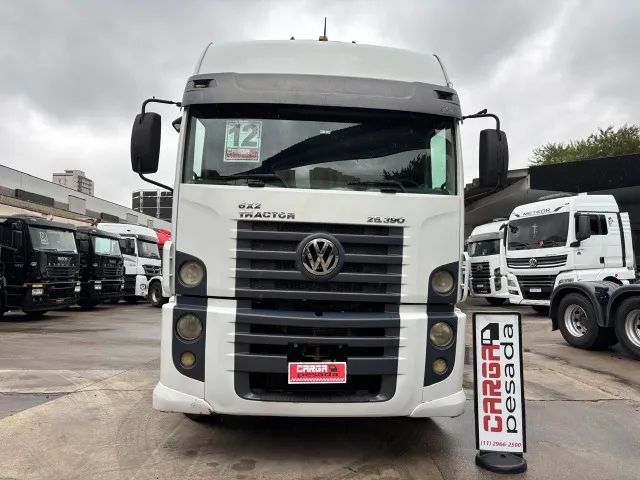 VW 25.390 CONSTELLATION 6x2 2012 - Foto 2