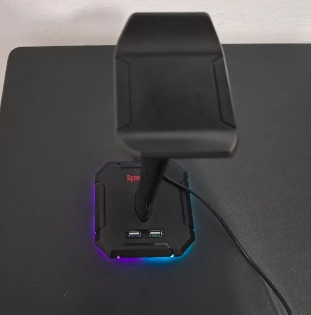 Suporte para Headset e Hub USB Redragon Scepter Preto - Foto 3