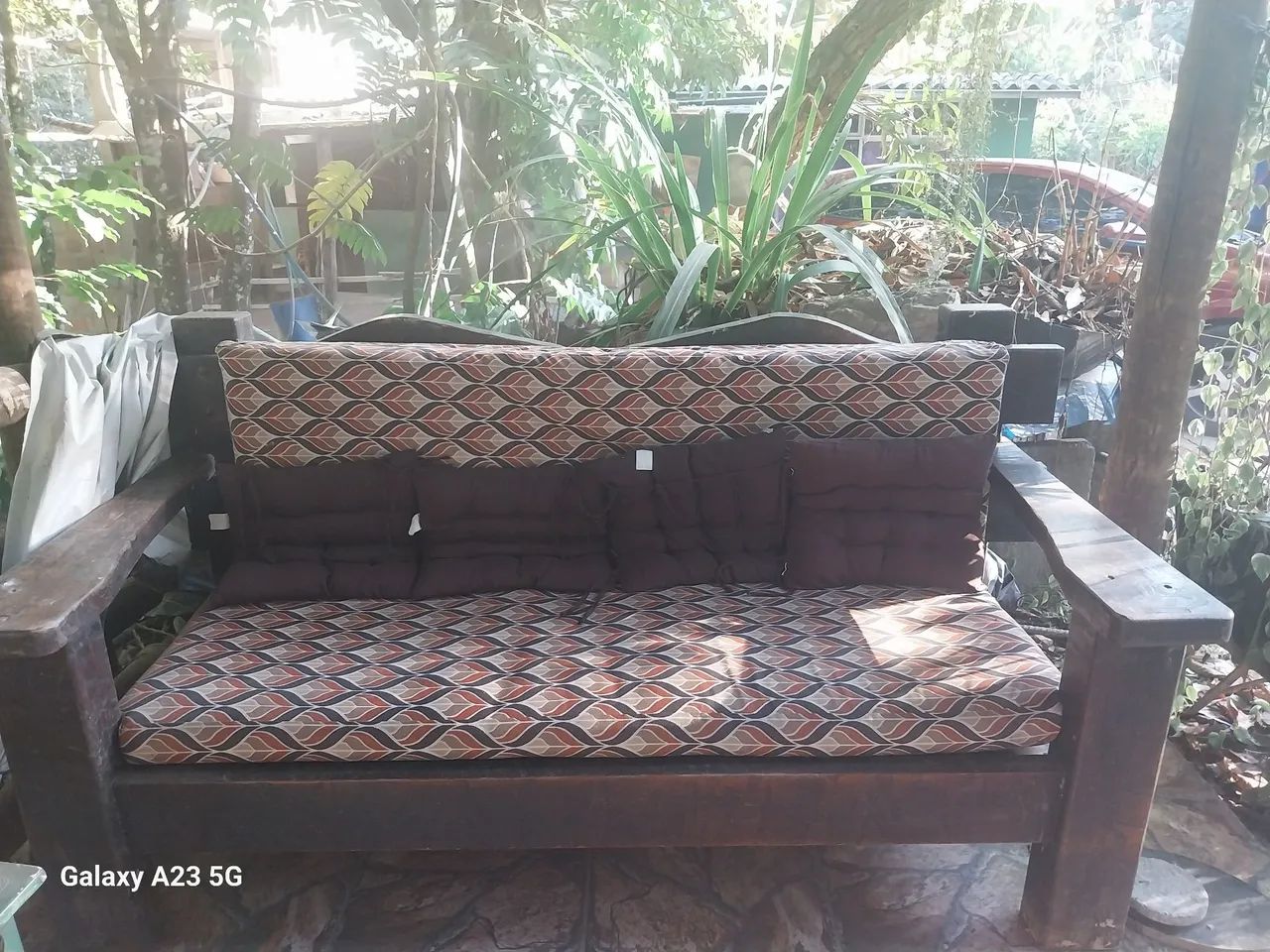 Sofá de madeira maciça com estilo rústico 2 e 3 lugares  - Foto 2