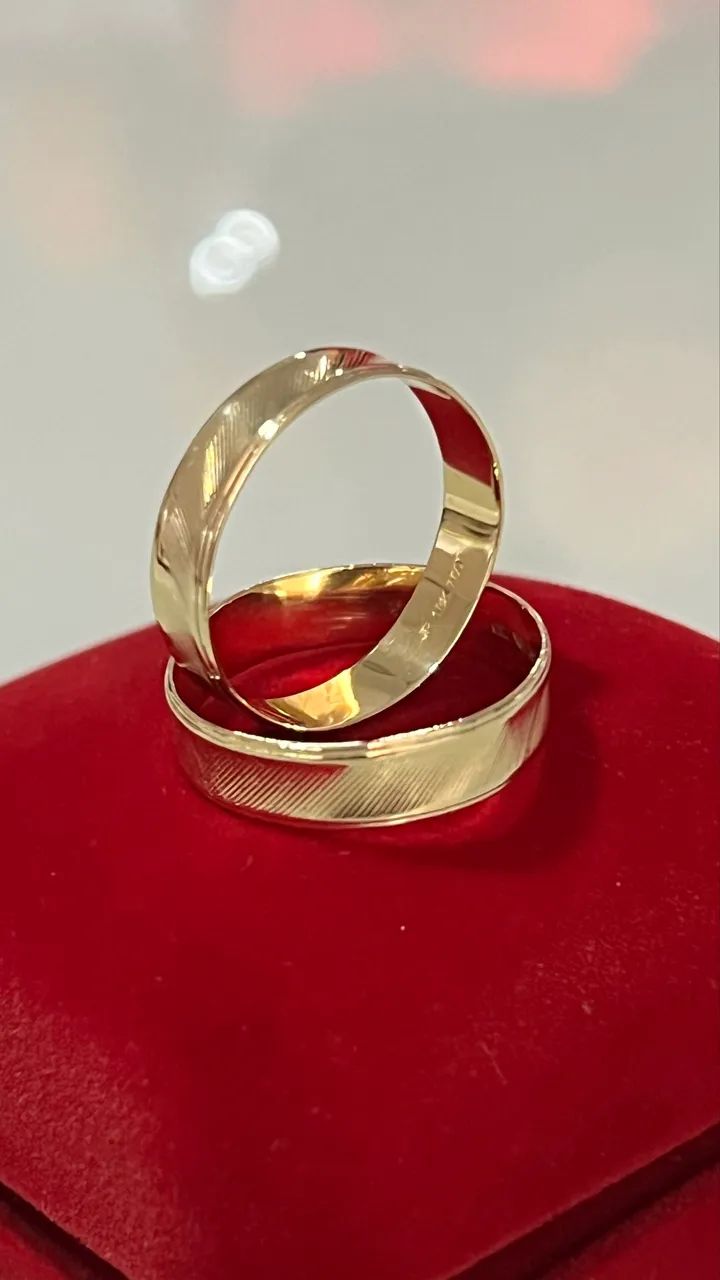 Par de Aliança ouro 18k  - Foto 4