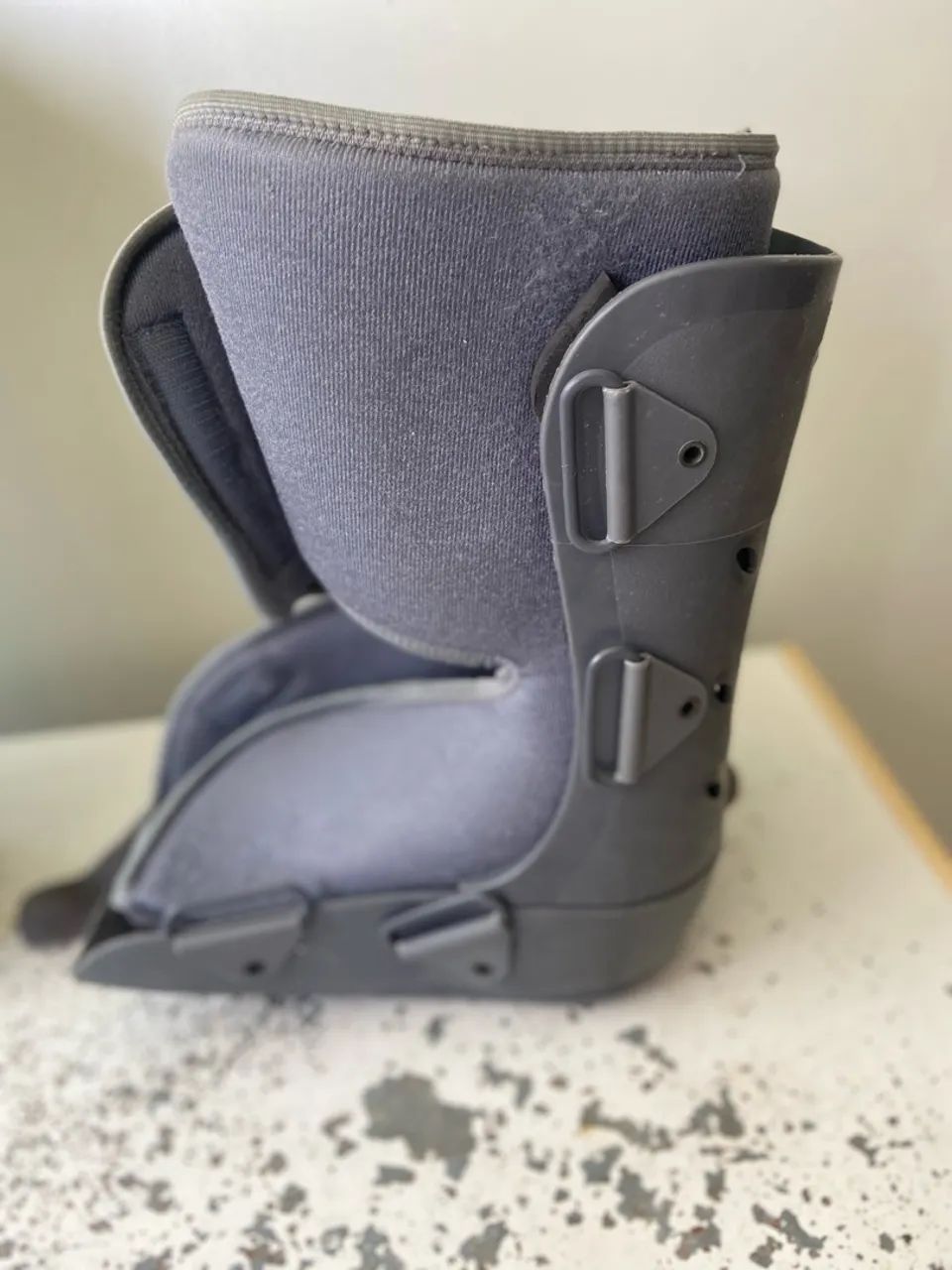 Bota imobilizadora robocop  - Foto 4