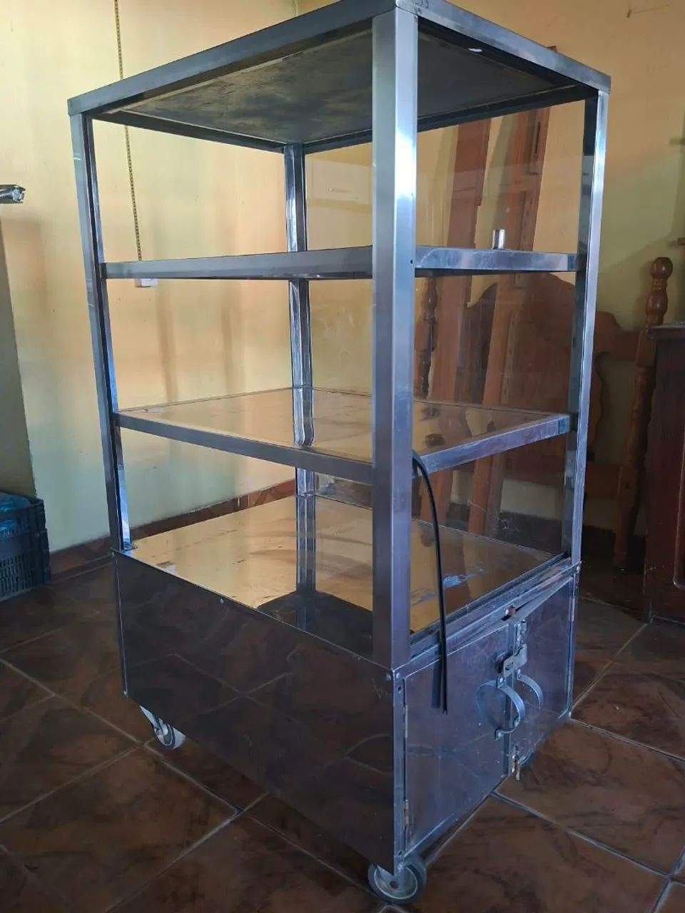 Carrinho expositor de inox com rodinha  - Foto 2