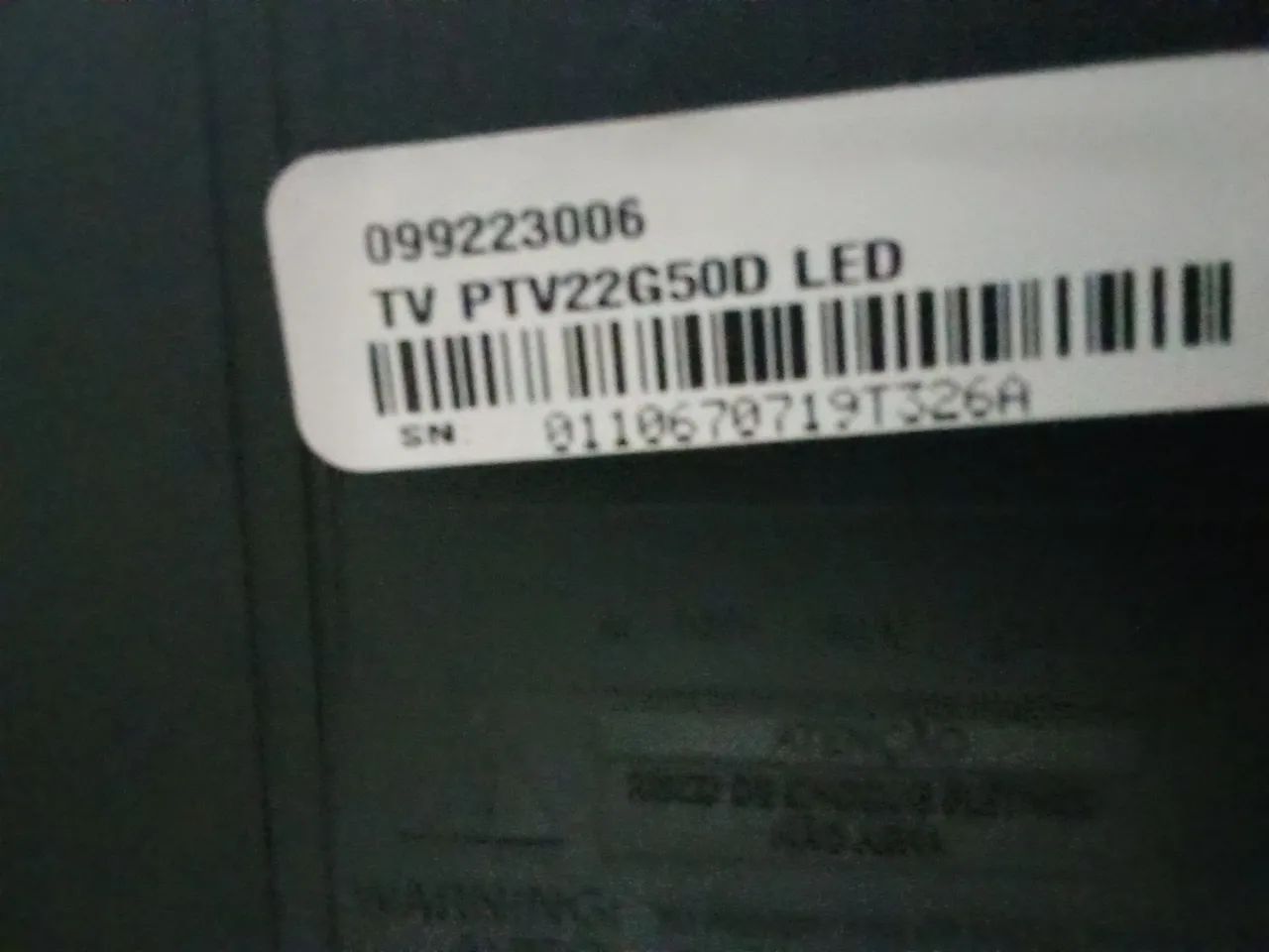 Tv led 22 polegadas com Stick fire tv que transforma em SMART