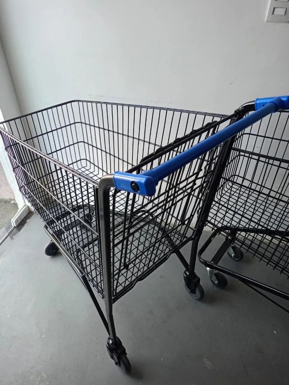 Carrinho de supermercado 160 L