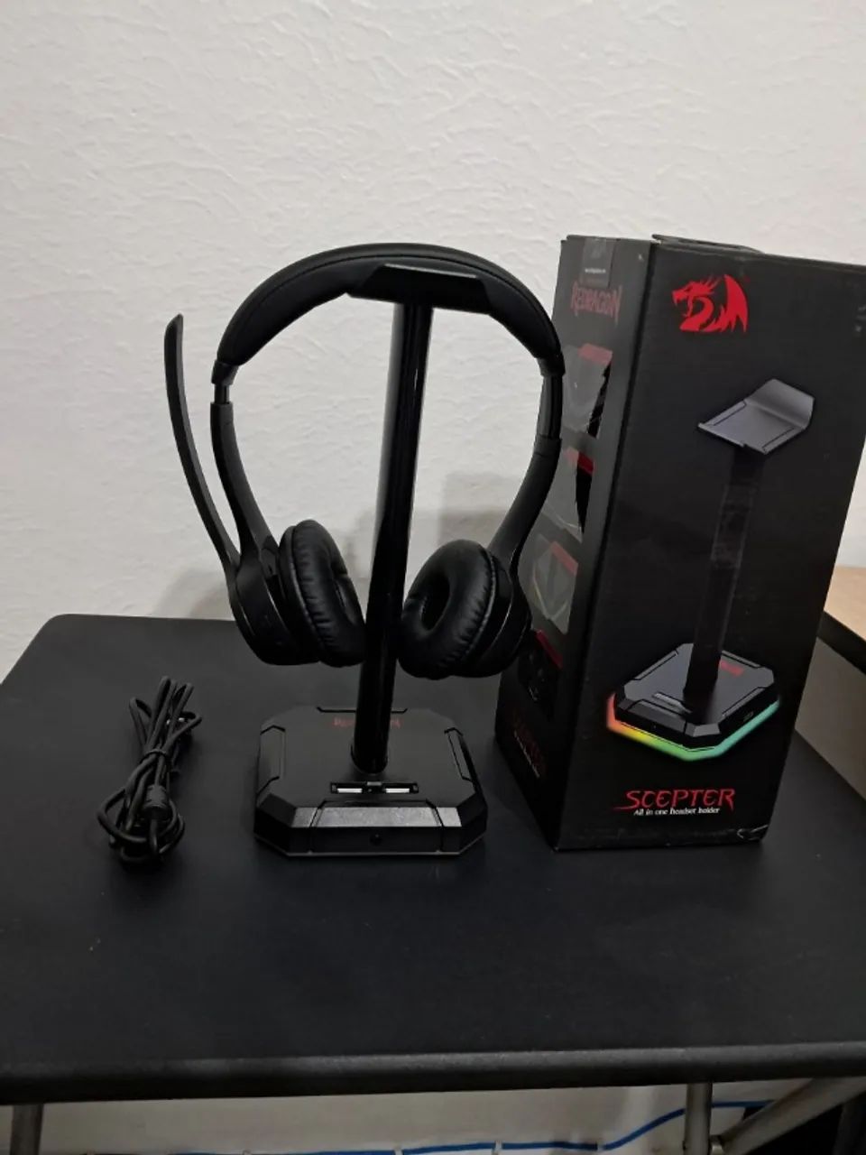 Suporte para Headset e Hub USB Redragon Scepter Preto - Foto 4