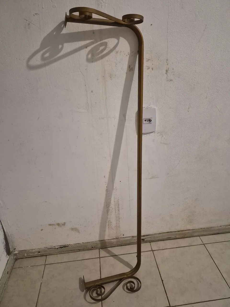 Arara de parede 1,20cm - Foto 2