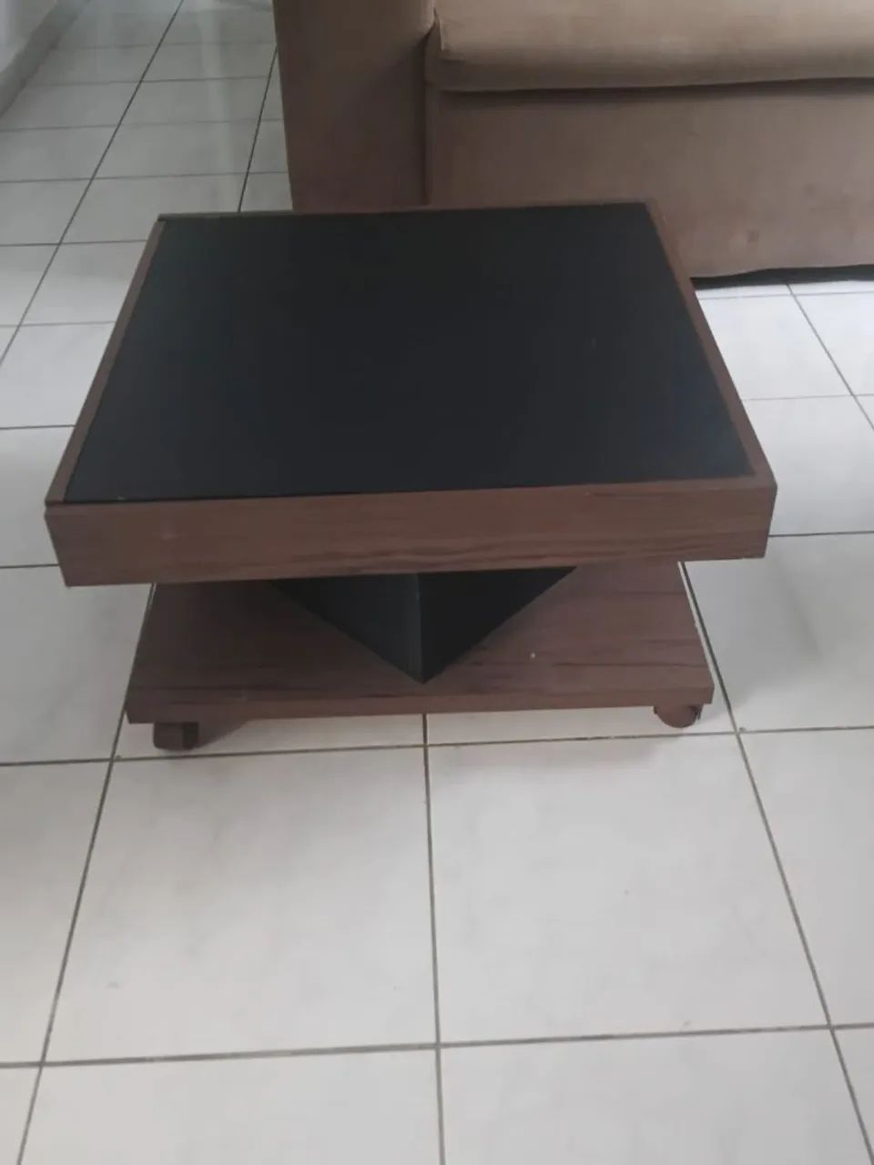 Mesinha com rodinhas - Foto 2