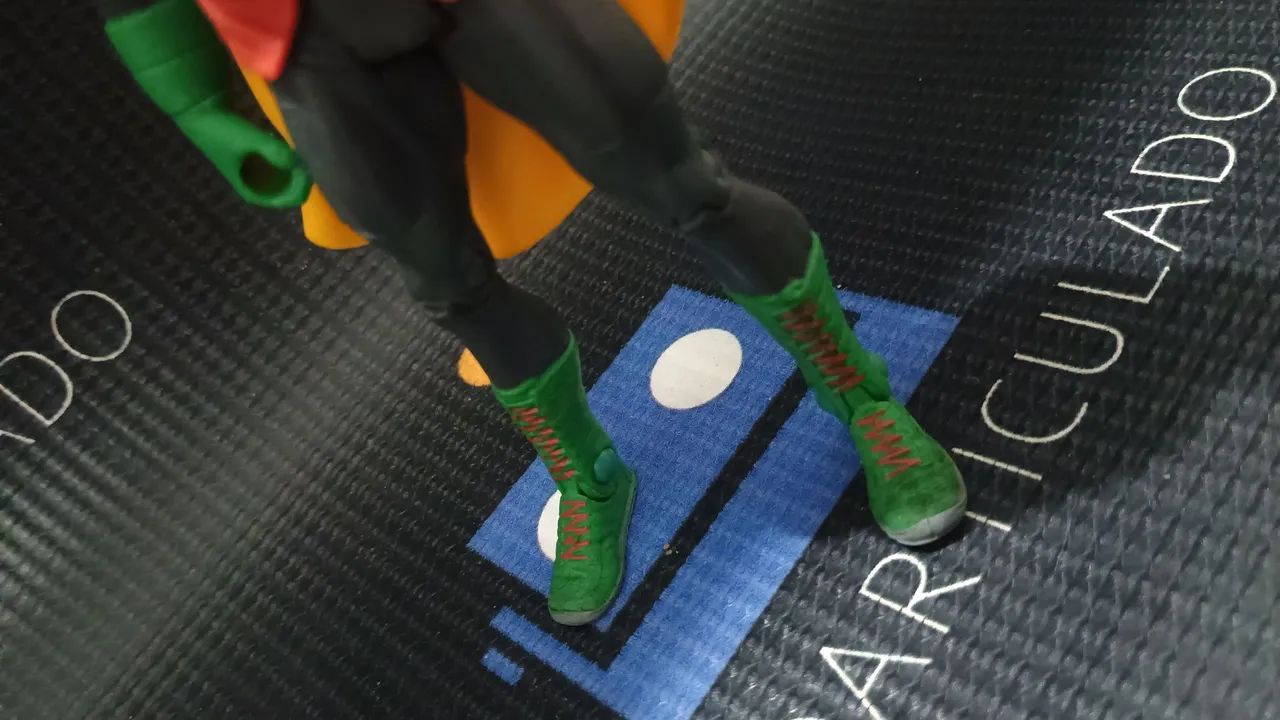 Robin Damian Wayne Signature DC Universe Classics Mattel - Foto 3