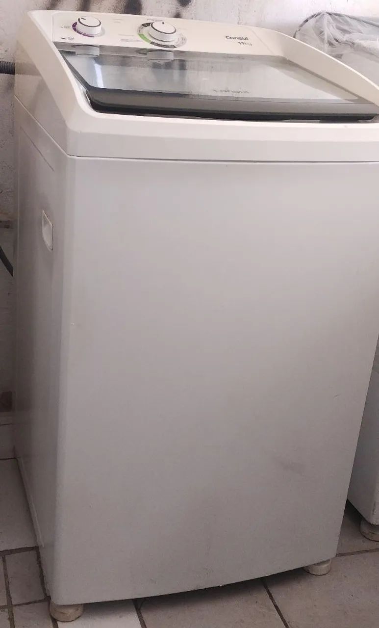 VENDO UMA MÁQUINA DE LAVA CONSUL DE 11 KILOS SEXTO INOX BEM CONSERVADA  - Foto 2