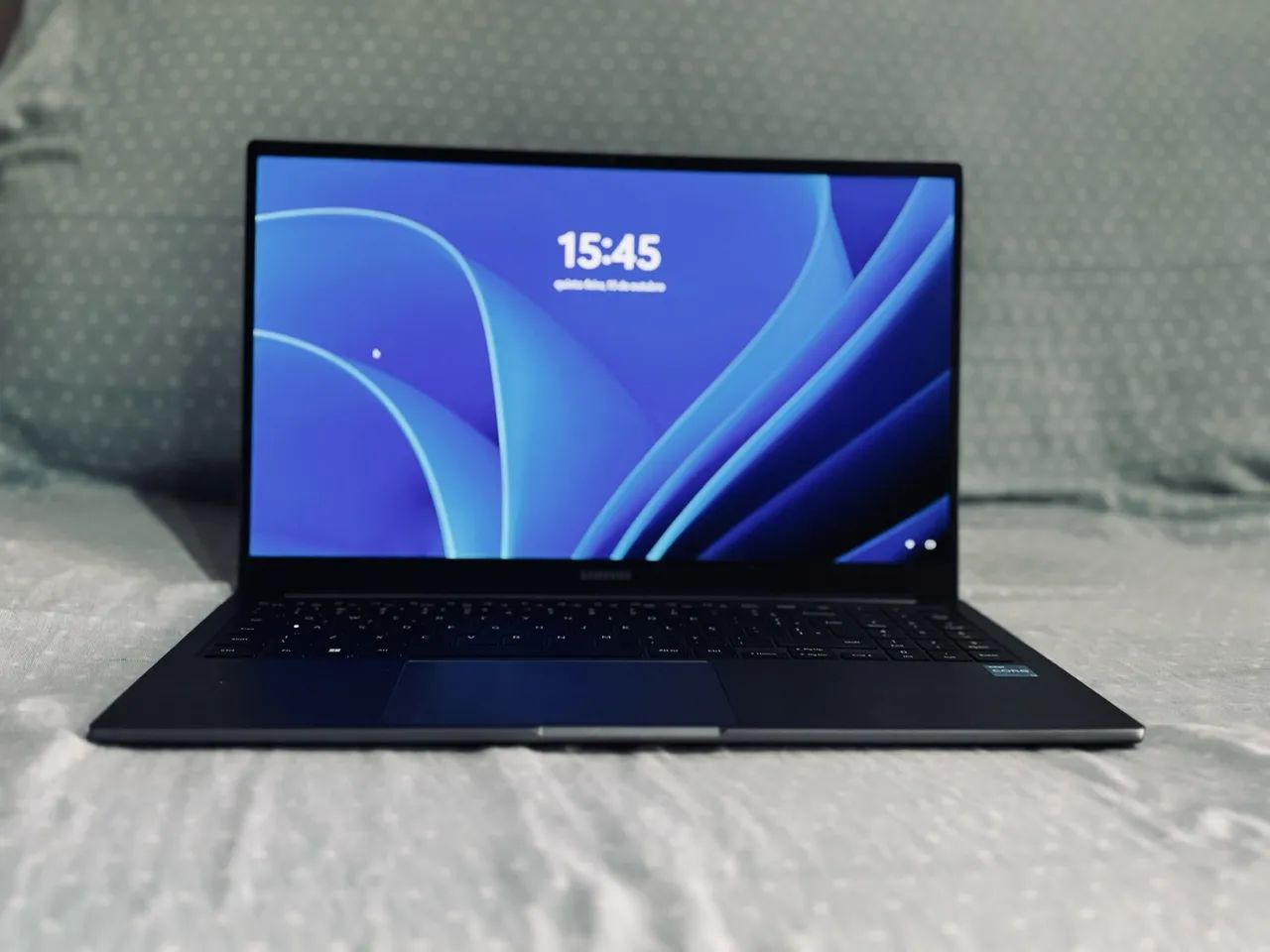 Notebook Samsung GalaxyBook 4 em ótimo estado - Foto 2