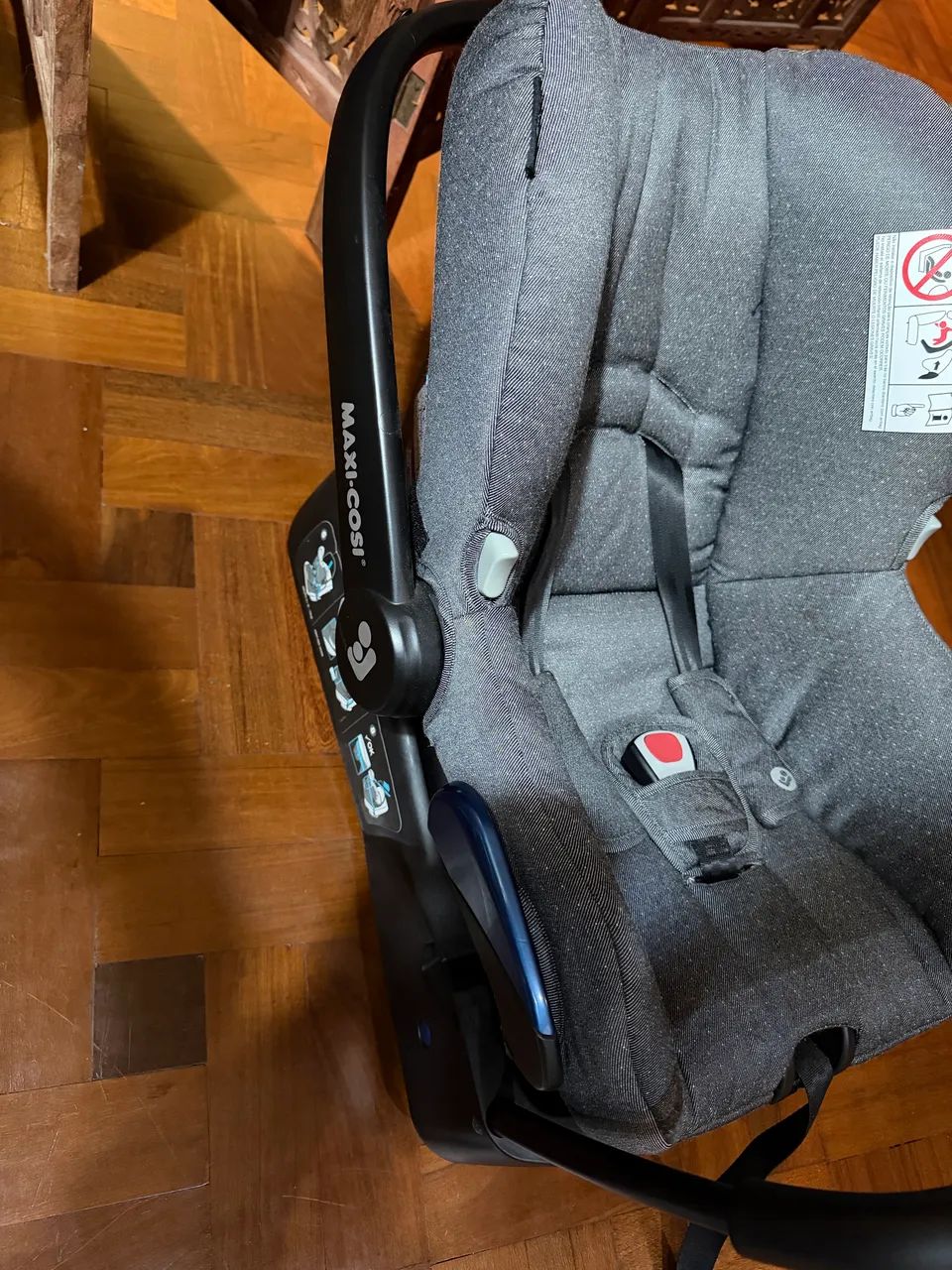 Carrinho de bebê e bebê conforto MAXI COSI - Foto 5