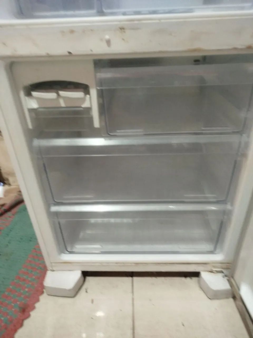 Geladeira aPanasonic ( peças) - Foto 5
