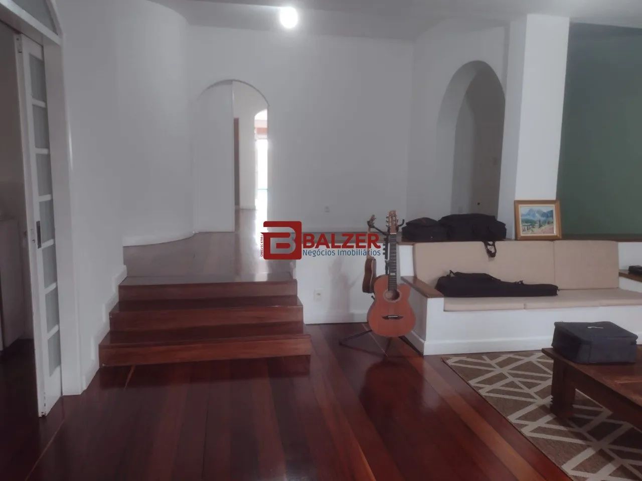 Casa com 5 dormitórios, piscina e espaço gourmet - Foto 3