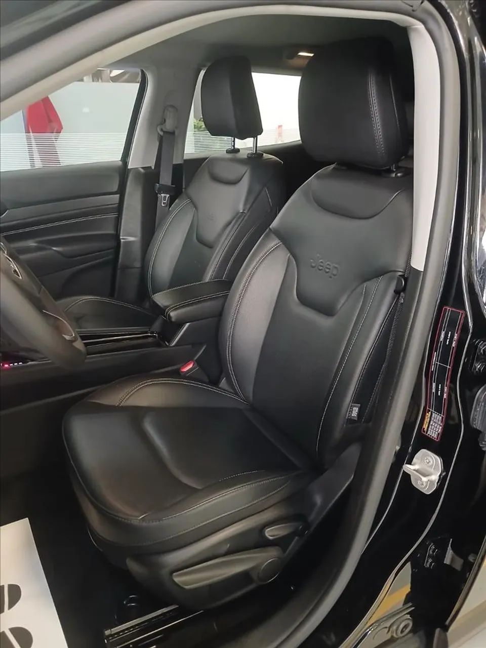 Jeep Compass LONGITUDE 2.0 4x2 Flex 16V Aut., foto 15 de 16