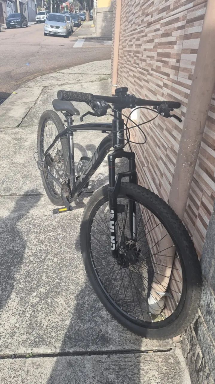 Bicicleta , aluminio , aro 29 com marcha  - Foto 2