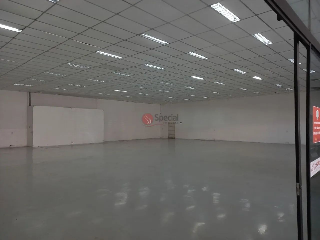 Galpão comercial na Avenida Interlagos com 1314 metros. - Foto 3