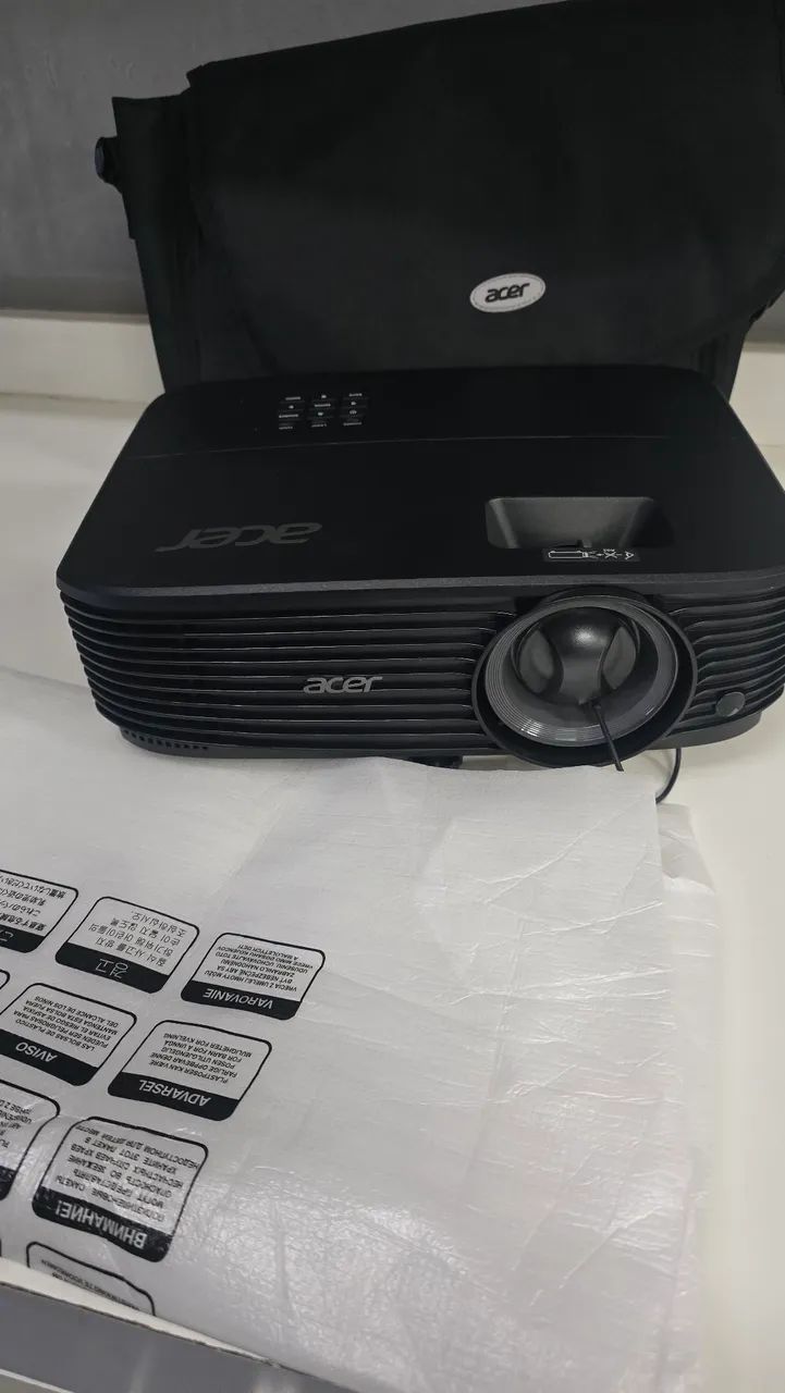 Projetor Acer com 4.800 lumens - Foto 4