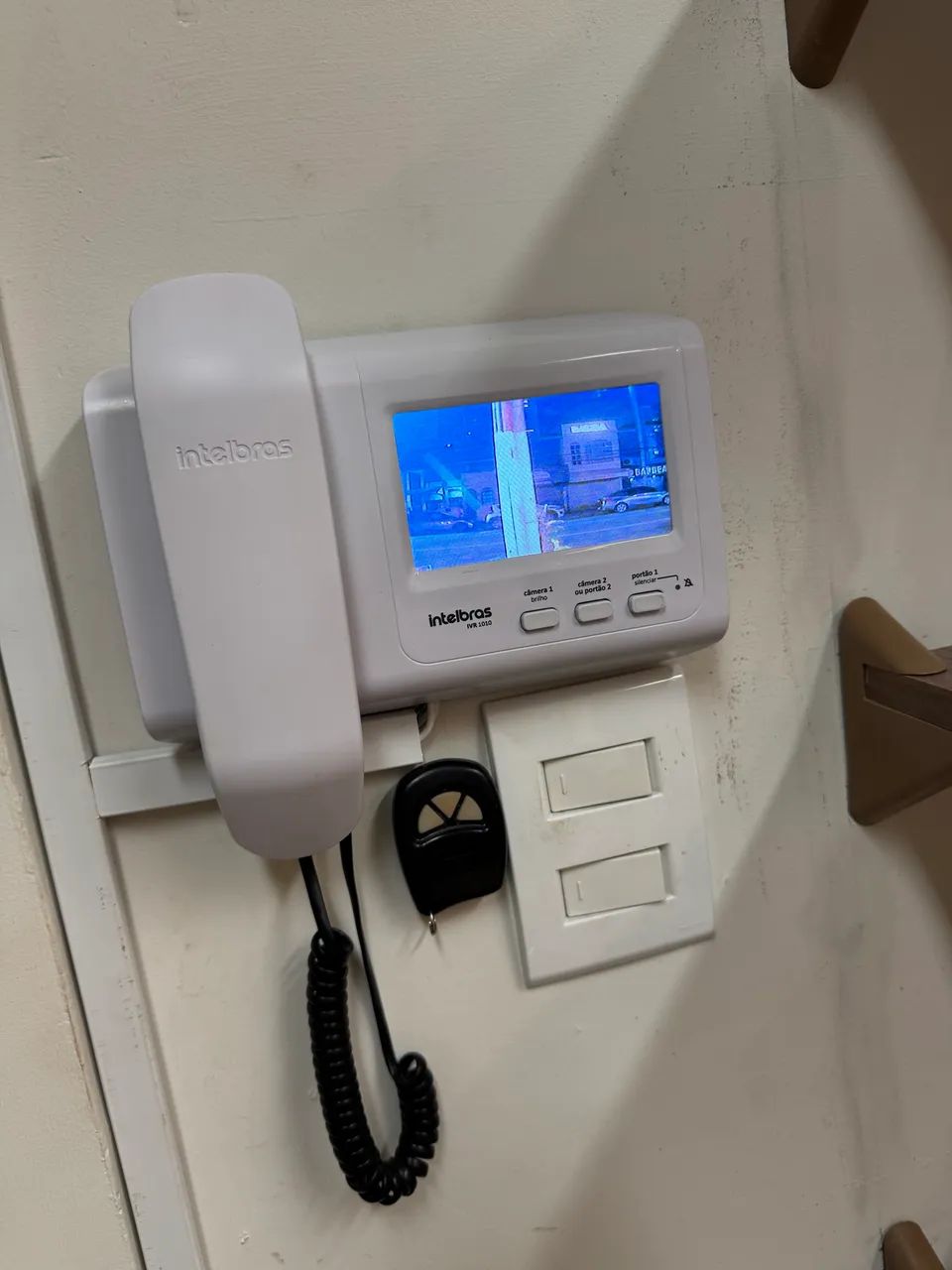Interfone porteiro vídeo Intelbras