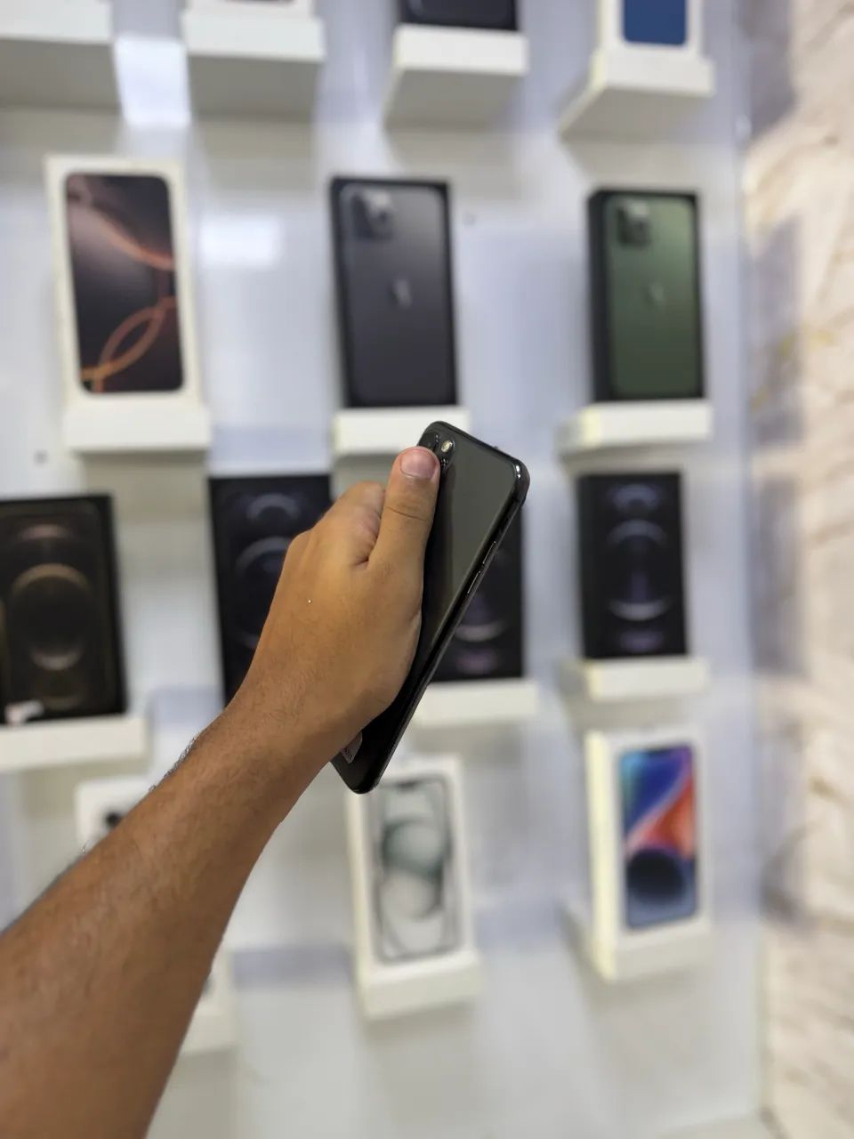 IPHONE 11 PRO MAX 64 GB TELA E BATERIA  - Foto 3