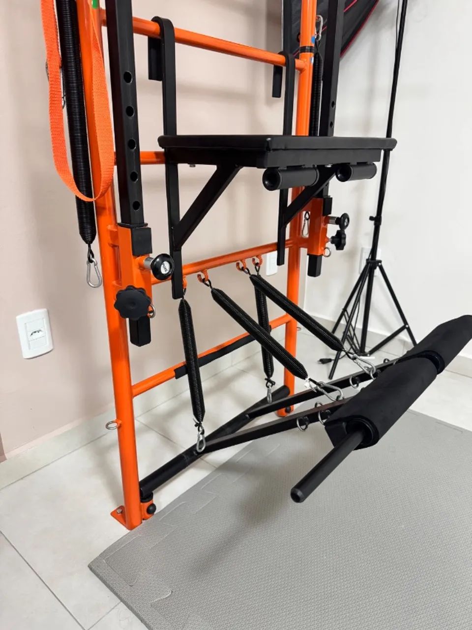 Wall chair ( aparelho de pilates multifuncional) - Foto 3