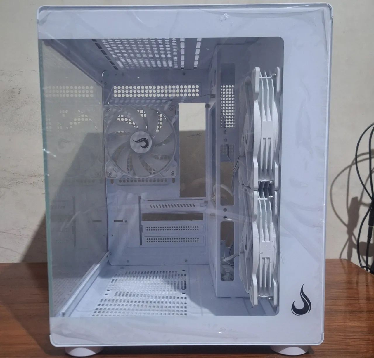 Gabinete + Kit de Ventoinhas ARGB - Foto 2