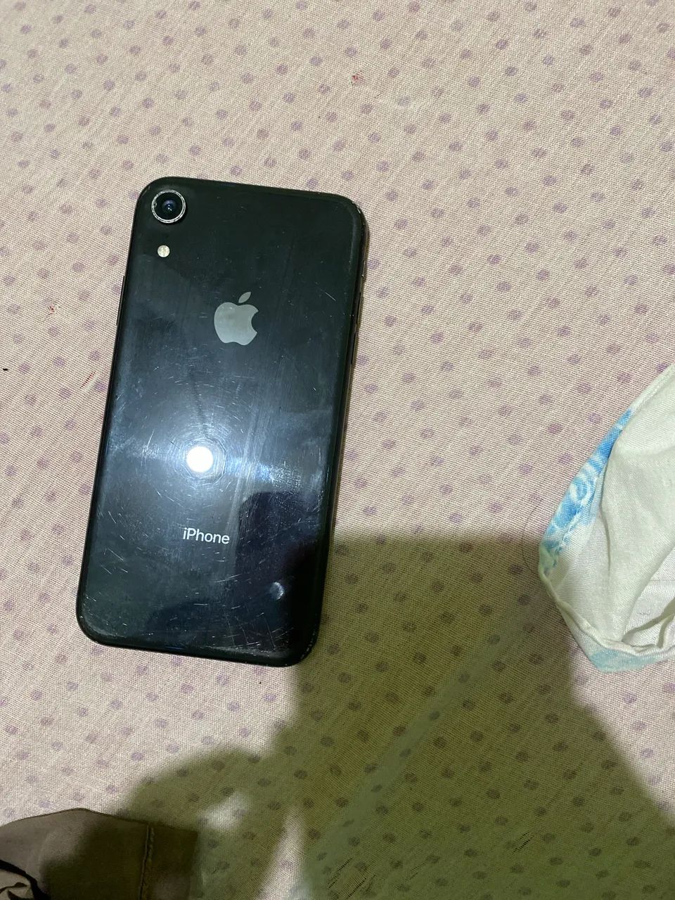 iPhone Xr com poucas marcas de uso 