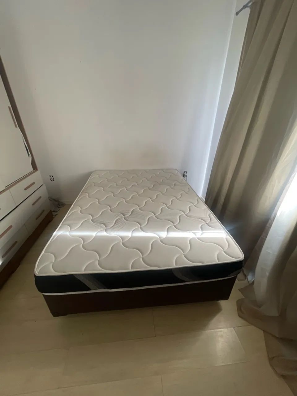 VENDO GUARDA ROUPA E CAMA NOVO - Foto 2