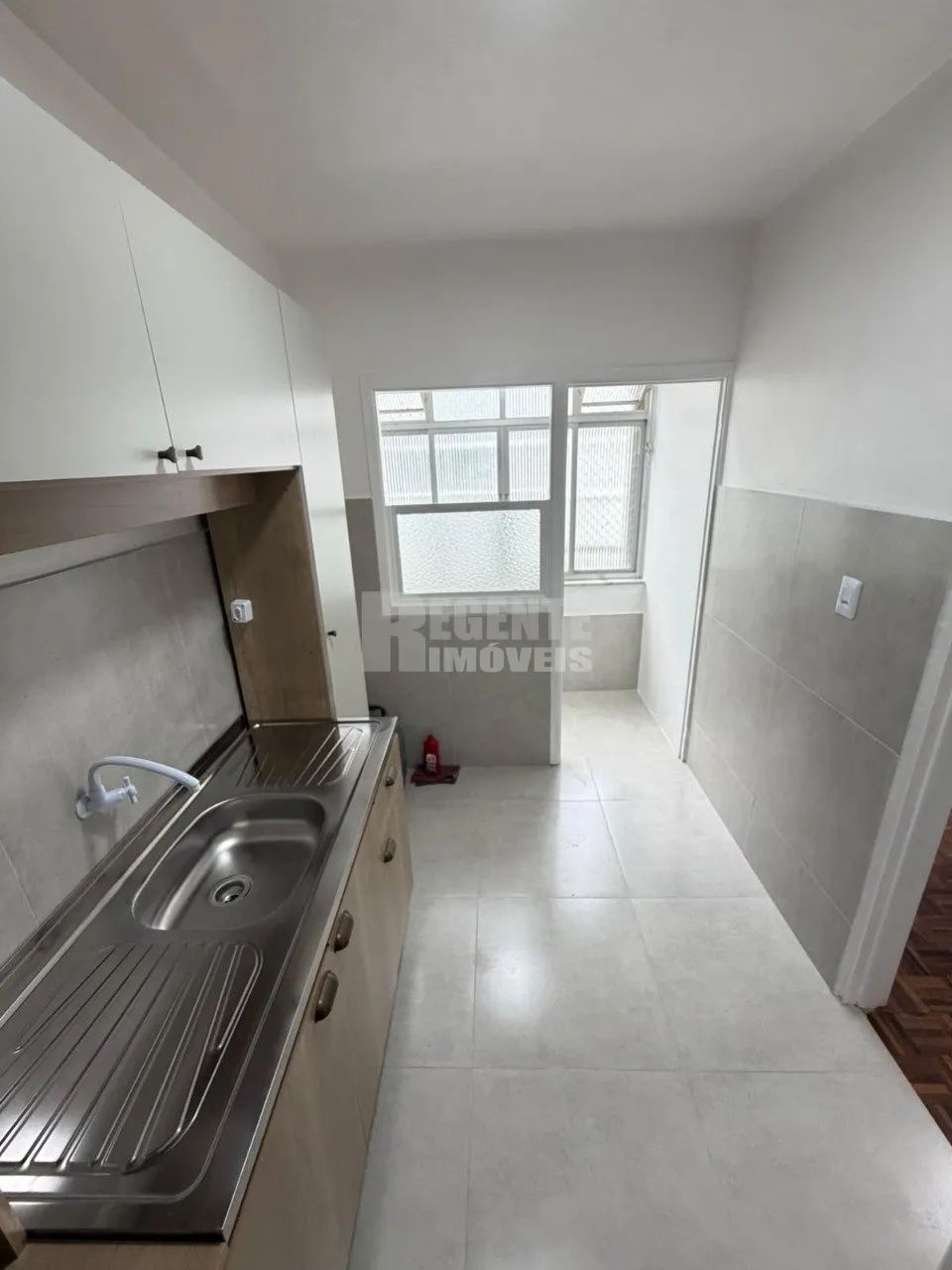Ótimo apartamento de 2 dormitórios para locação no bairro Trindade! - Foto 4