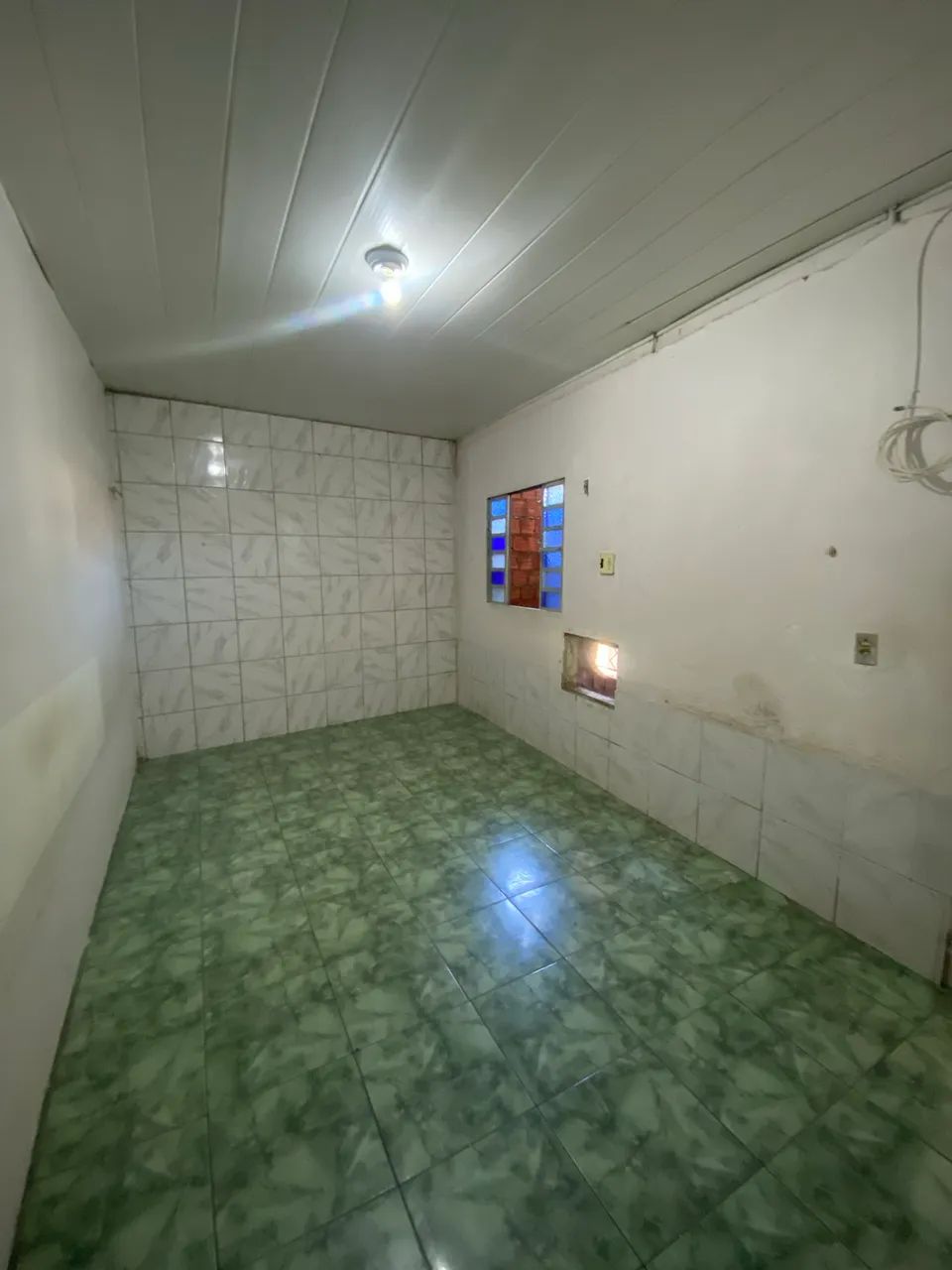ALUGA-SE APARTAMENTO NO CENTRO - Foto 4