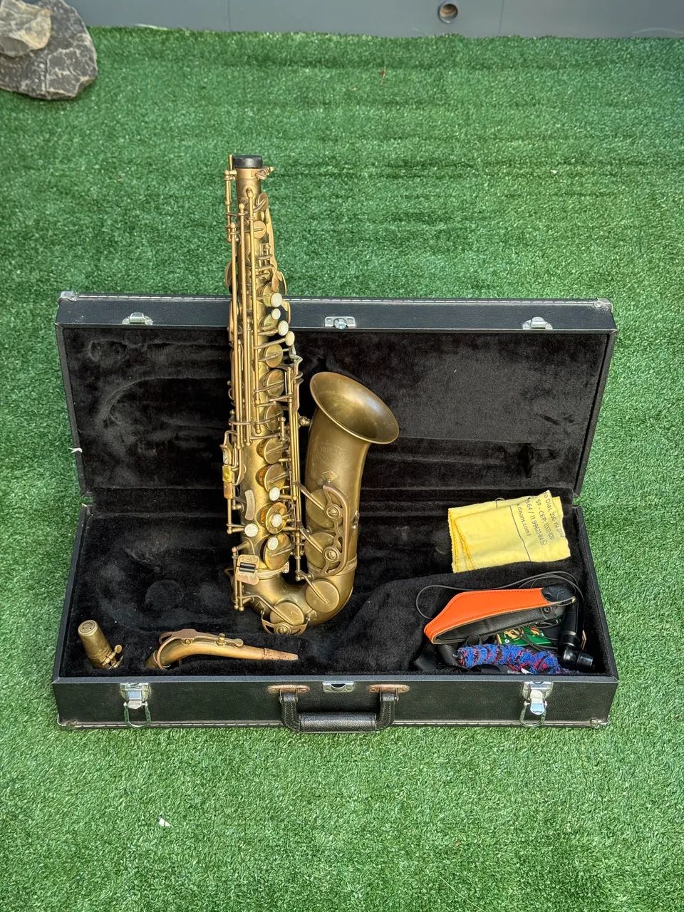 サルスベリ　 Saxofone Jupiter JAS 567-565 íntegro - Instrumentos musicais