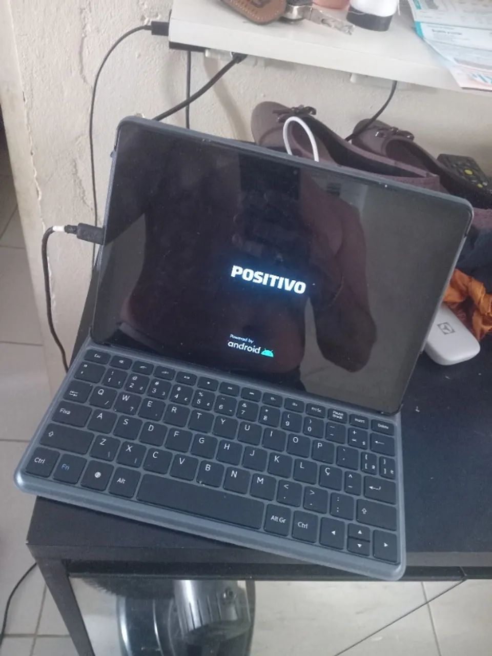 Tablet e notebook 2 em 1 - Foto 2