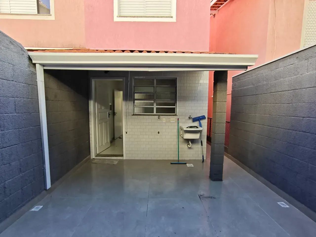 Sobrado para aluguel  com 2 quartos e 82mt2 em Granja Viana - Cotia - SP - Foto 3