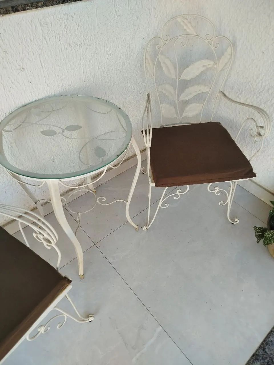 Conjunto com mesa e cadeiras de ferro  - Foto 4