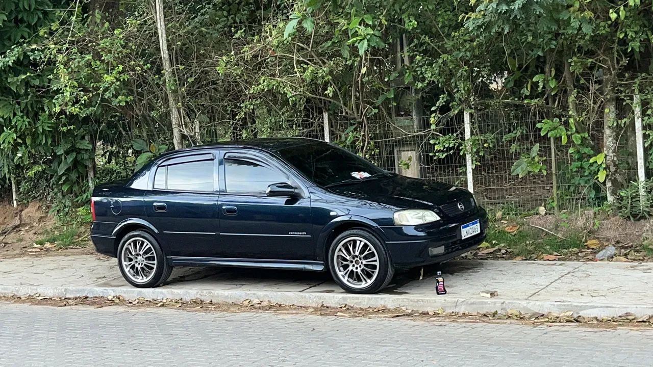 Chevrolet Astra Sedan 2.0/cd/ Expres.gls 2.0 8V 4P 2002