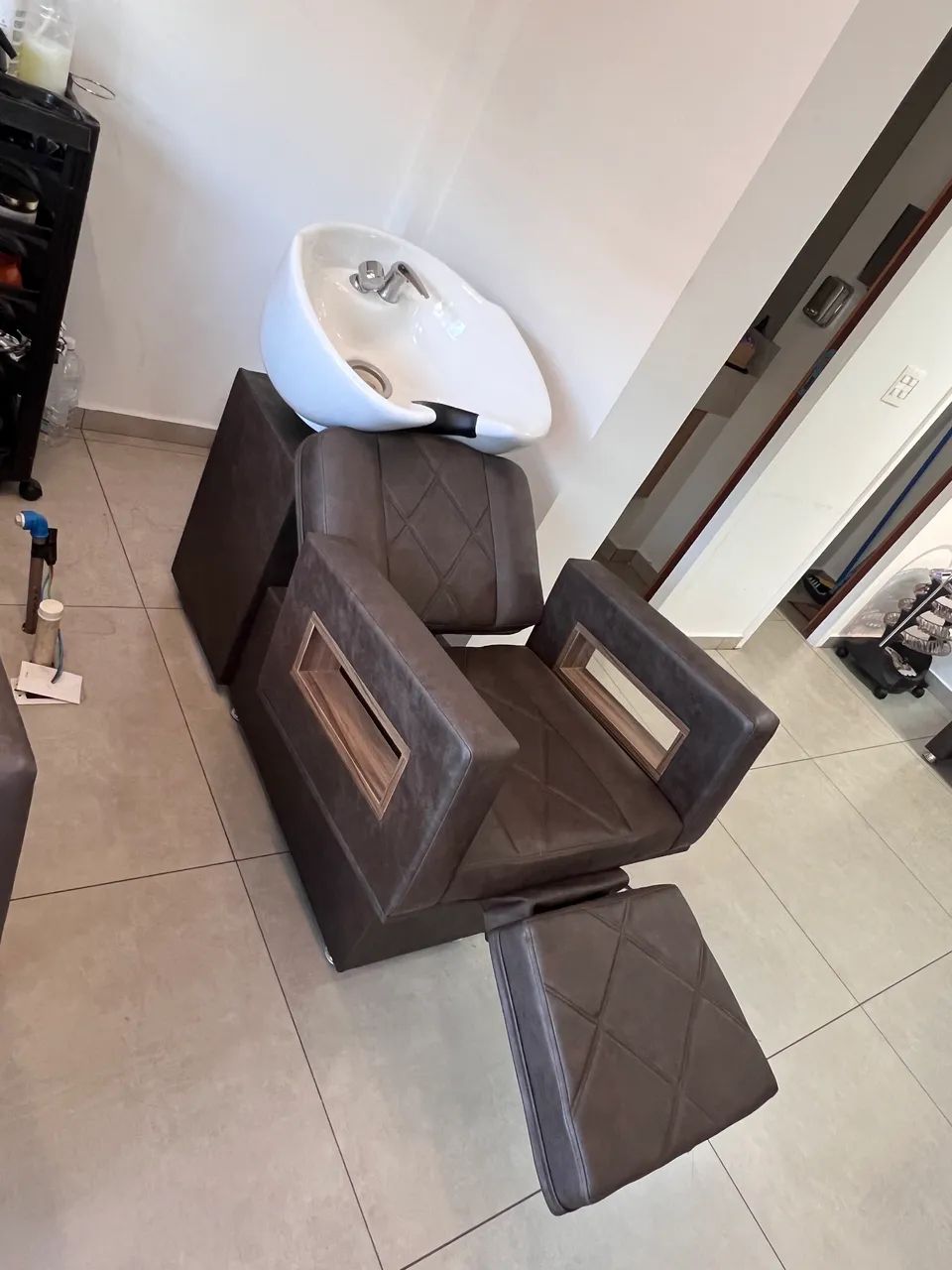Vendo Lavatório com Aquecedor  - Foto 3