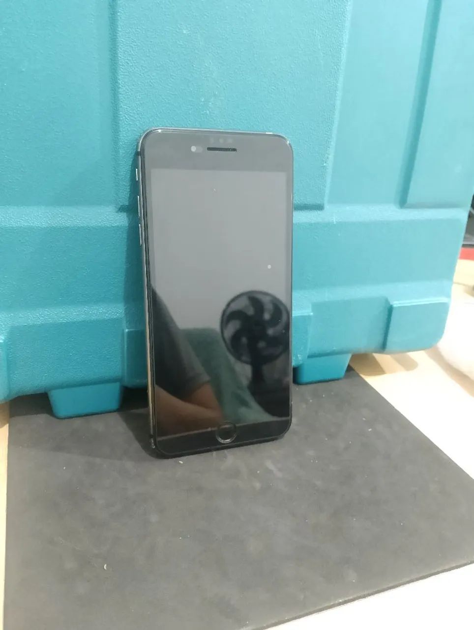 iPhone 8 plus 64gb preto - Celulares e Smartphones - Campo Grande